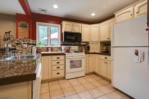 219 Main St Jutland, Hampton, NJ 08827 photo 8