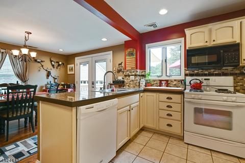 219 Main St Jutland, Hampton, NJ 08827 photo 9