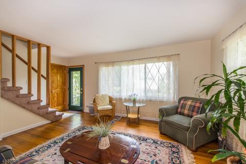 14 Forest Ter, Wayne, NJ 07470 photo 5