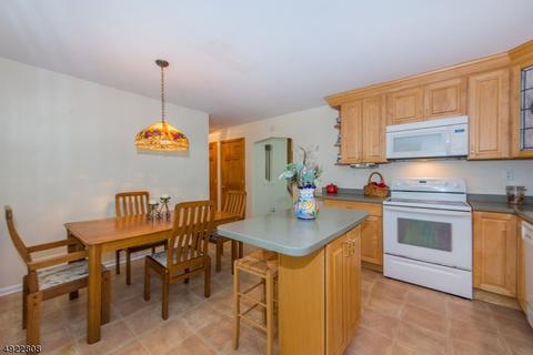 14 Forest Ter, Wayne, NJ 07470 photo 10