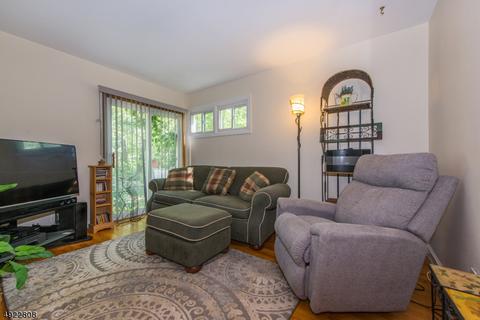 14 Forest Ter, Wayne, NJ 07470 photo 13