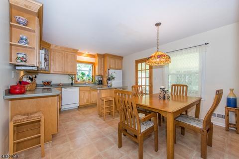 14 Forest Ter, Wayne, NJ 07470 photo 7