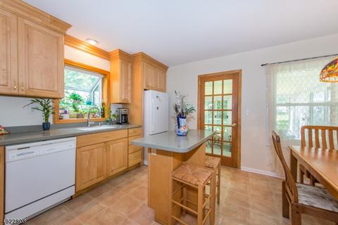 14 Forest Ter, Wayne, NJ 07470 photo 8