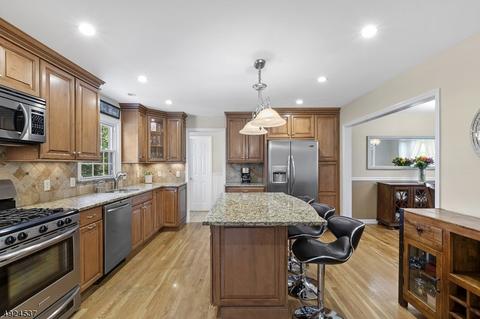 3 Baker St, Wayne, NJ 07470 photo 7