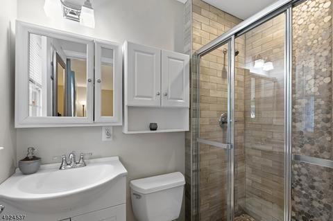 3 Baker St, Wayne, NJ 07470 photo 14