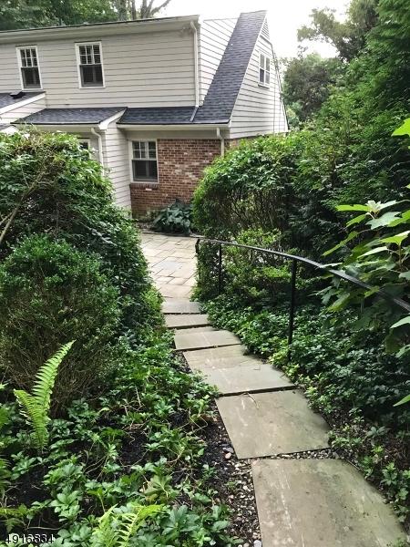 17 Hill Crest Ave, Summit, NJ 07901 photo 21