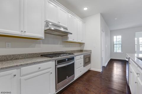 5 Brompton Pl, Randolph, NJ 07869 photo 9
