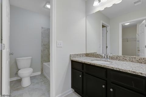 5 Brompton Pl, Randolph, NJ 07869 photo 17