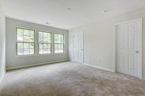 4 Brompton Pl, Randolph, NJ 07869 photo 9