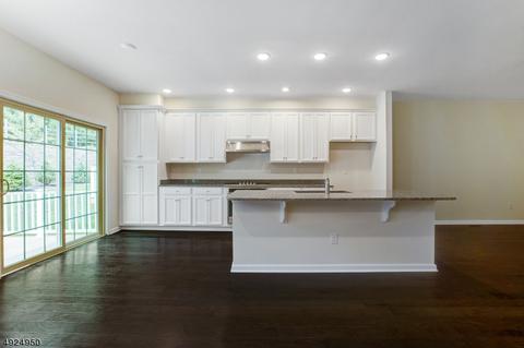 4 Brompton Pl, Randolph, NJ 07869 photo 6