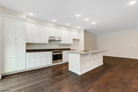 4 Brompton Pl, Randolph, NJ 07869 photo 5