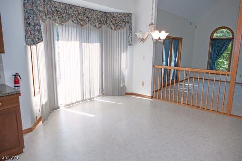 2 Starview Dr, Flemington, NJ 08822 photo 9