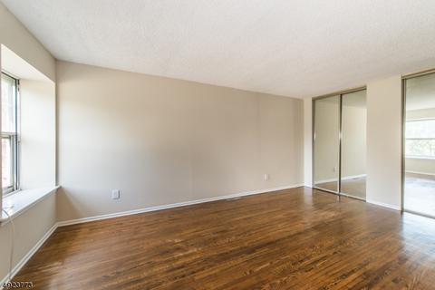 3 Dena Dr, Wanaque, NJ 07465 photo 10
