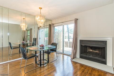 3 Dena Dr, Wanaque, NJ 07465 photo 4