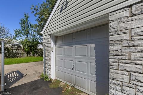 55 Coldevin Rd, Clark, NJ 07066 photo 24