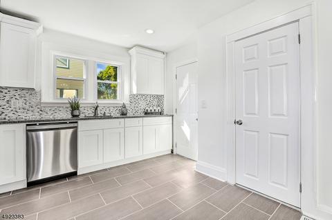 373-75 Sumner Ave, Plainfield, NJ 07062 photo 9
