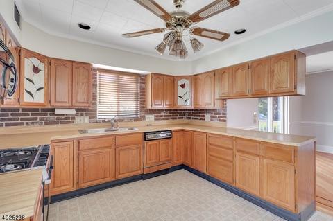 522 Passaic Ave, Nutley, NJ 07110 photo 17