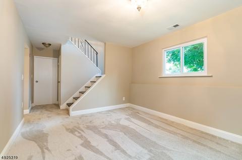22 Herbert Ln, Hackettstown, NJ 07840 photo 13