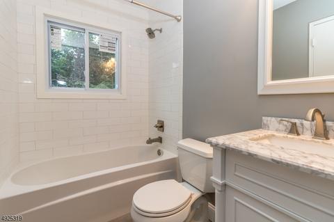 22 Herbert Ln, Hackettstown, NJ 07840 photo 12