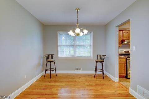 9 Glen Rd, Bound Brook, NJ 08805 photo 5