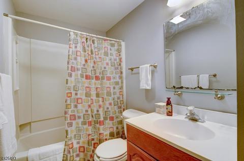 9 Glen Rd, Bound Brook, NJ 08805 photo 15