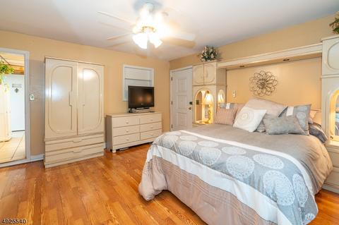 720 E Henry St, Linden, NJ 07036 photo 13