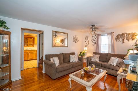 720 E Henry St, Linden, NJ 07036 photo 3