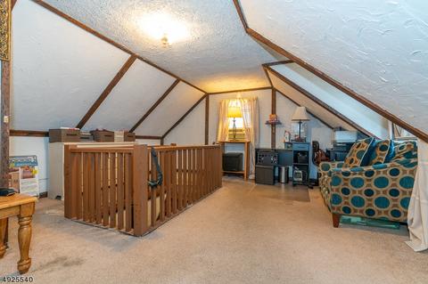 720 E Henry St, Linden, NJ 07036 photo 15