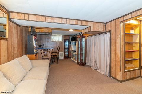 720 E Henry St, Linden, NJ 07036 photo 21