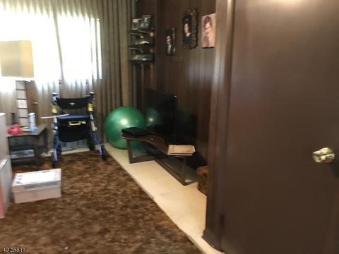 21 Skyview Rd, Union, NJ 07083 photo 3