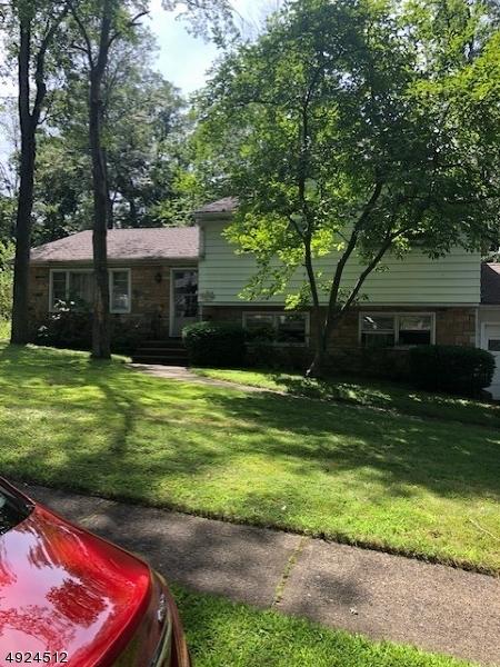 60 Seneca Trl, Wayne, NJ 07470 photo 1