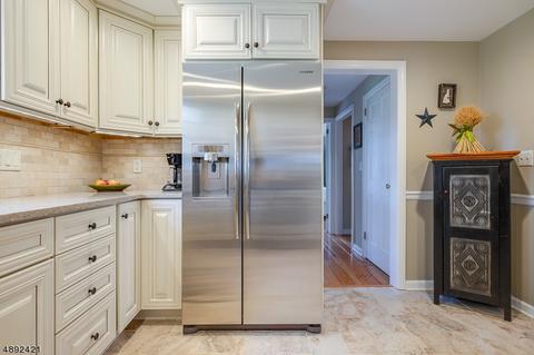 8 Park Ave, Mendham, NJ 07945 photo 8