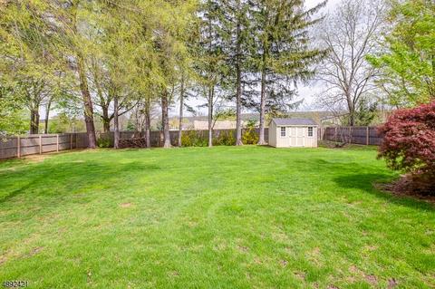 8 Park Ave, Mendham, NJ 07945 photo 21