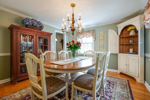 8 Park Ave, Mendham, NJ 07945 photo 6