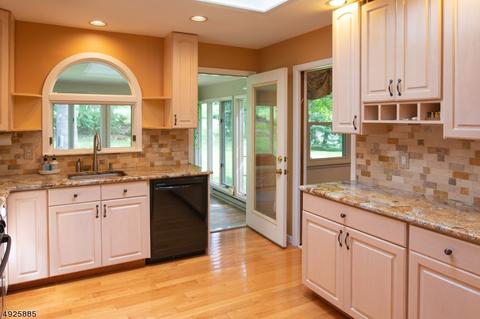 376 Central Ave, Mountainside, NJ 07092 photo 4