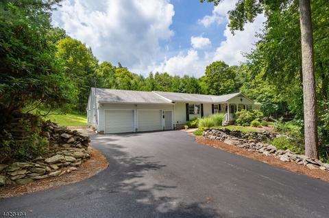 30 Snover Rd, Wantage, NJ 07461 photo 1