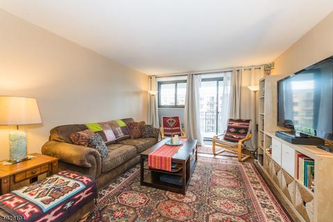 235 Prospect Ave #3E, Hackensack, NJ 07601 photo 11