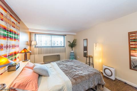 235 Prospect Ave #3E, Hackensack, NJ 07601 photo 9