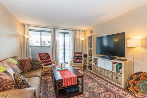 235 Prospect Ave #3E, Hackensack, NJ 07601 photo 12