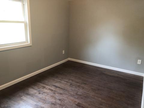 667 Summit Rd, Union, NJ 07083 photo 1