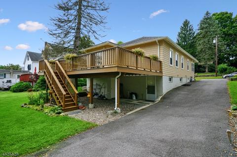 308 Sharp St, Hackettstown, NJ 07840 photo 4