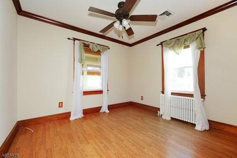 308 Sharp St, Hackettstown, NJ 07840 photo 13