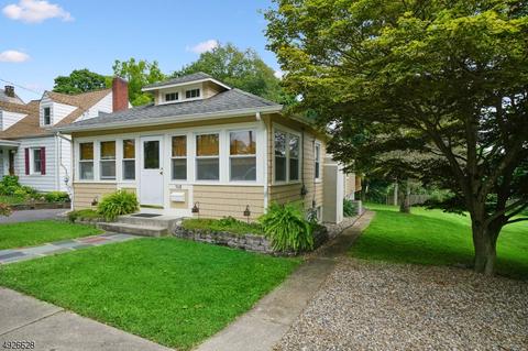 308 Sharp St, Hackettstown, NJ 07840 photo 2