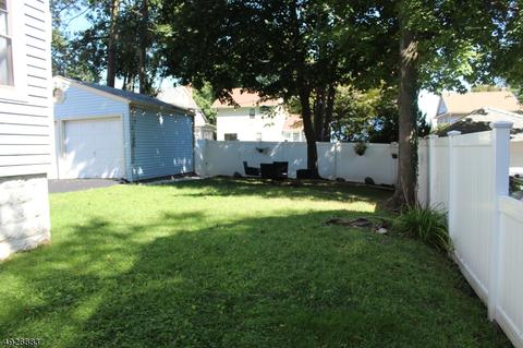 35 Comley Pl, Bloomfield, NJ 07003 photo 24