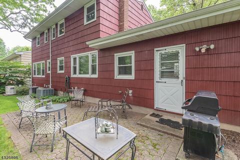 6 Vermont Dr, Paramus, NJ 07652 photo 24