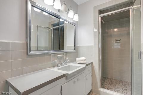 9 Garden Rd, Summit, NJ 07901 photo 17
