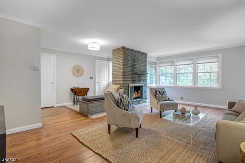 9 Garden Rd, Summit, NJ 07901 photo 5