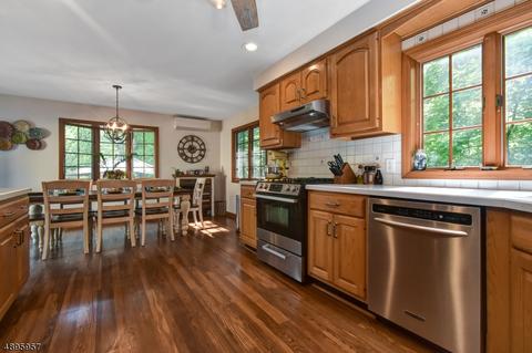 1007 Locust Ave, Plainfield, NJ 07060 photo 5