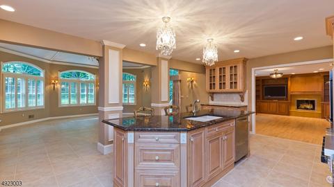 40 Branko Rd, Berkeley Heights, NJ 07922 photo 5