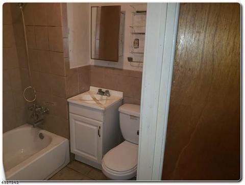 368 High St, Orange, NJ 07050 photo 6